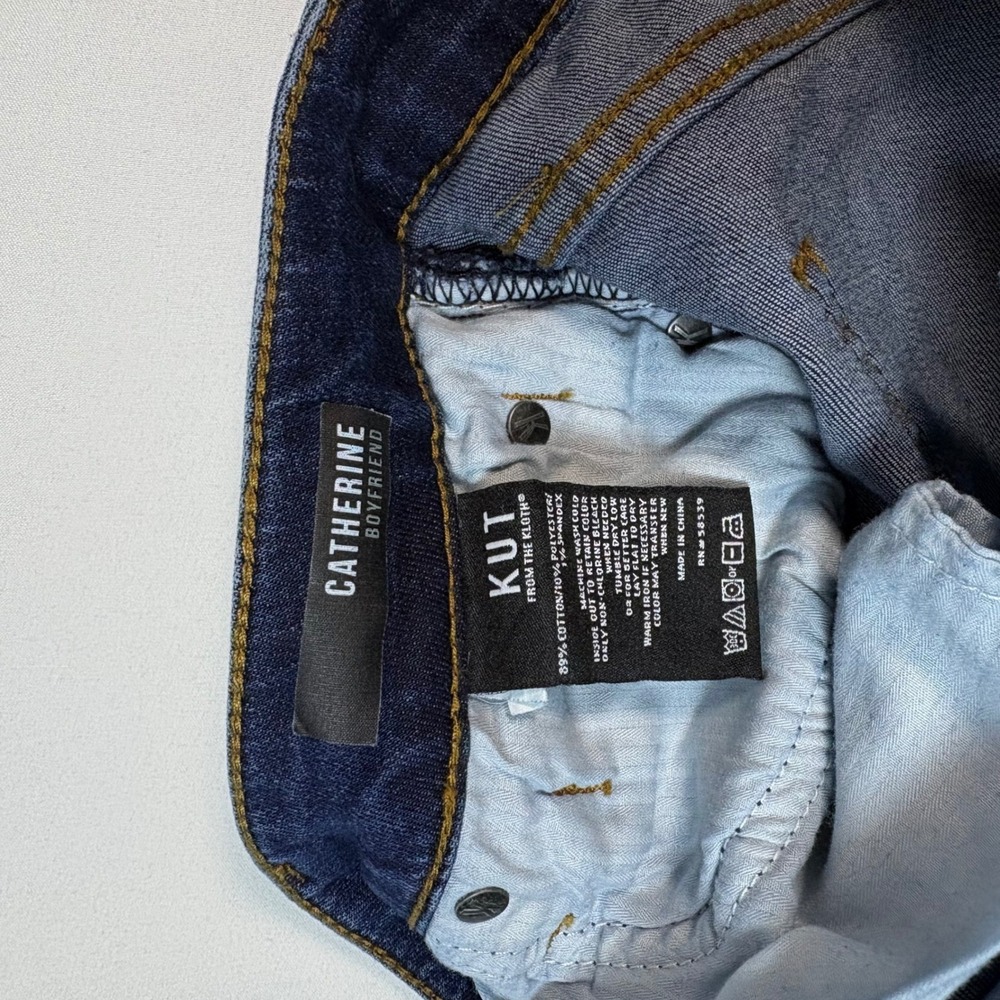 Kut from the Kloth Womens Size 8 Straight‎ Leg Jeans Blue Dark Wash Embroidered - Picture 11 of 11